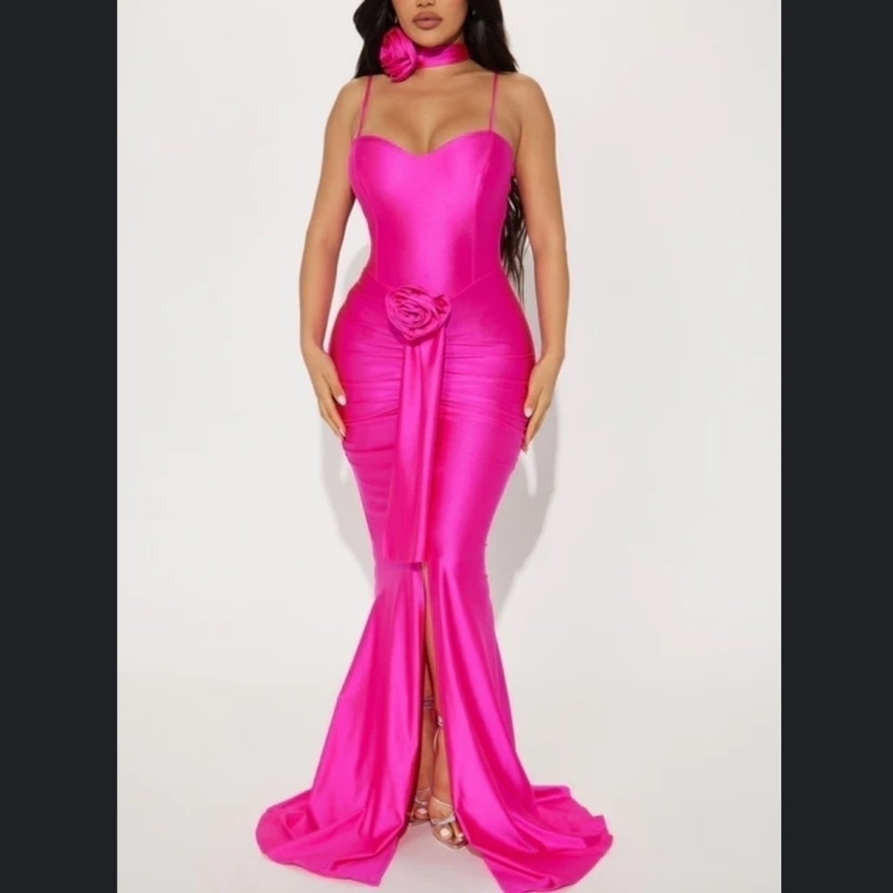 Fashion Nova Claire Ruched Maxi  Valentine's daydress